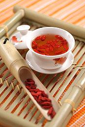 《漫威蜘蛛侠2》PS5联动主机开启预购 售价599.99美元